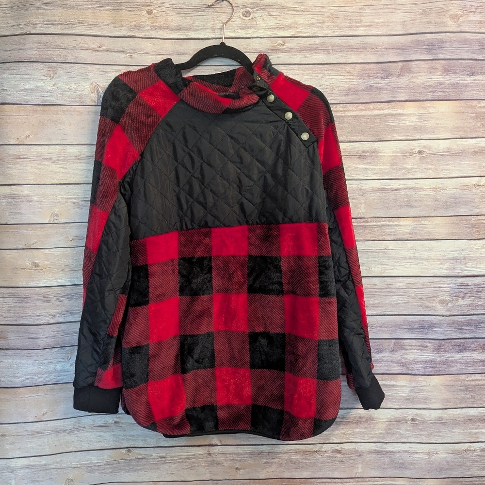 NWTs, Red and Black Plaid Quilted Pullover. Sz L